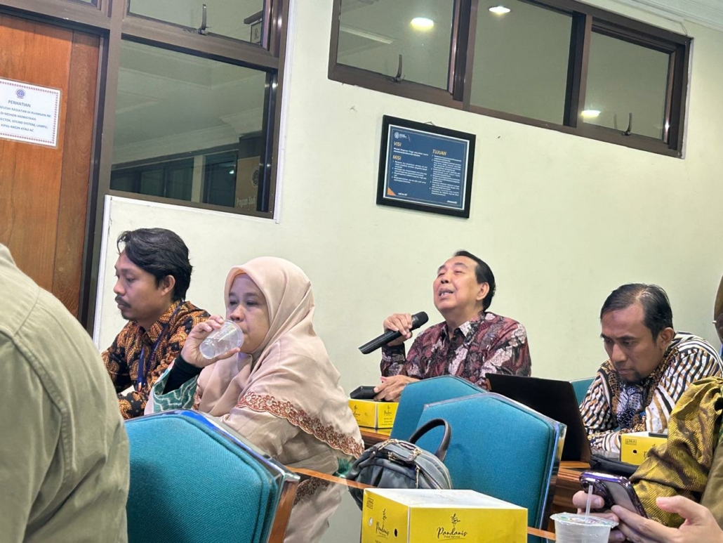 Kaprodi S3 Studi Islam, Prof. Siswanto Masruri, MA menghadiri pertemuan program S3 UAD