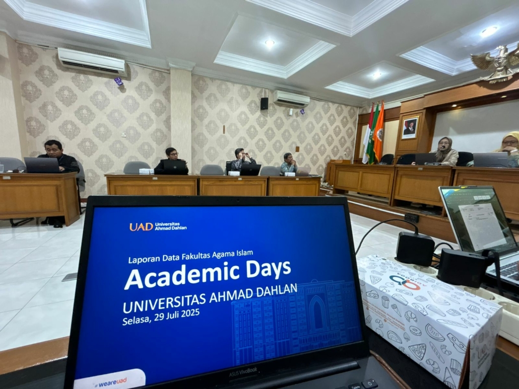 Froum Academic Days yang diikuti oleh para Dekan Fakultas dan bidang-Unit yang terkait dengan Akademik
