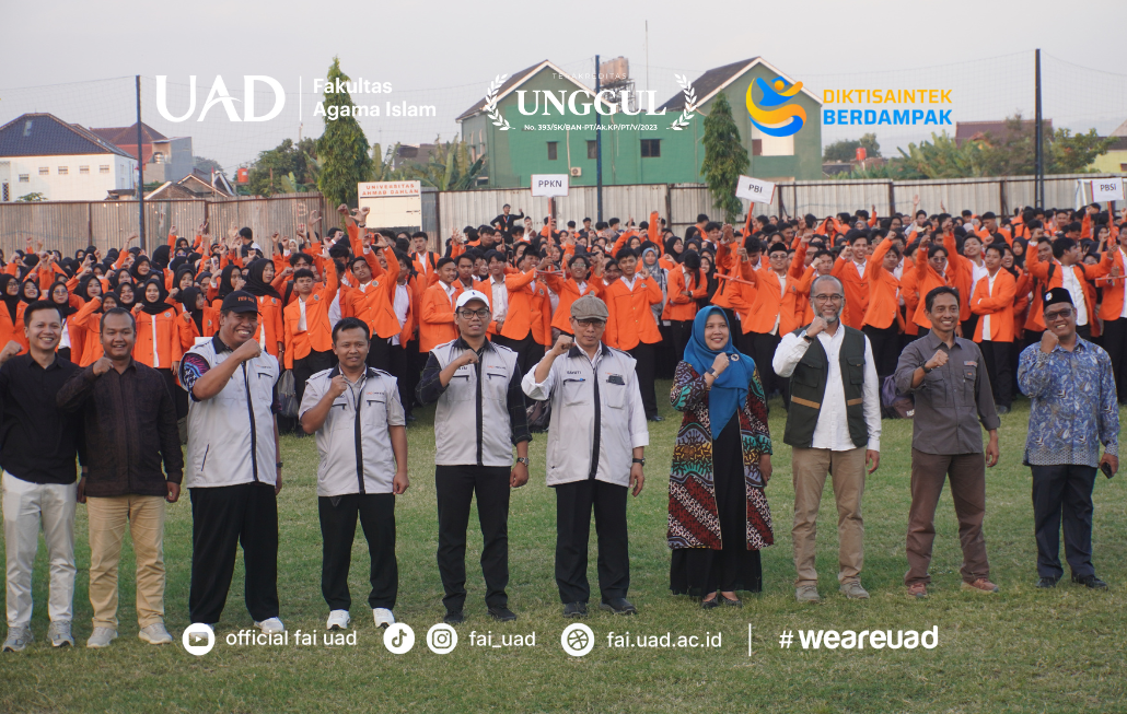 Foto bersama Pelepasan KKN dan PLP periode 2024/2025