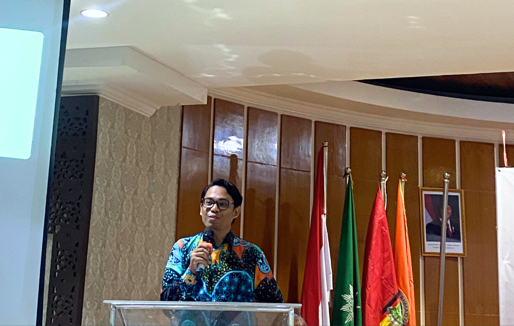 Sambutan Oleh Dekan Fakultas Agama Islam (Dr. Arif Rahman, M.Pd.I)