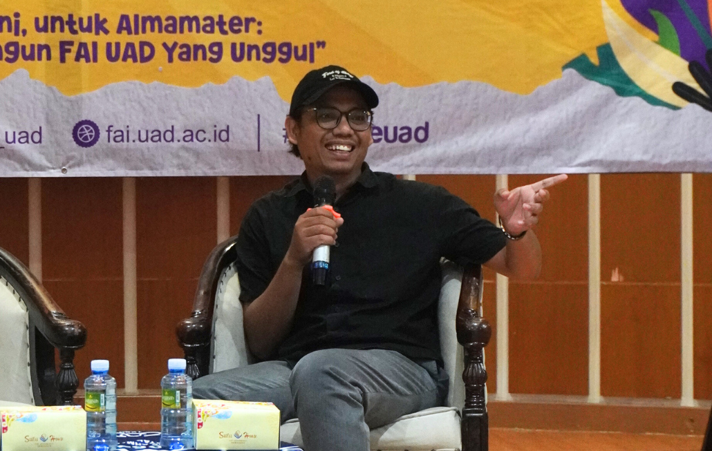 Sambutan oleh Dekan Fakultas Agama Islam Dr.Arif Rahman