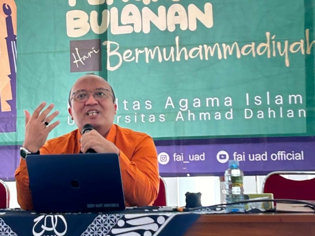 Menguatkan Makna Hidup melalui Kesederhanaan, Pengajian Bulanan FAI UAD Hadirkan Prof. Dody Hartanto