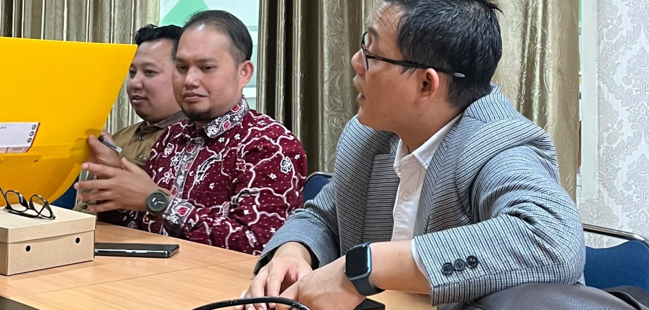 Penyampaian Program Kerja sama oleh Mudir PUTM, Muhammad Rofiq Muzakkir, Lc., M.A., Ph.D.