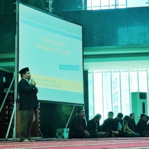 Dekan FAI UAD, Dr. Nur Kholis, M.Ag. menyampaikan sambutan dalam acara Temu Wali Mahasiswa Baru FAI UAD 2019